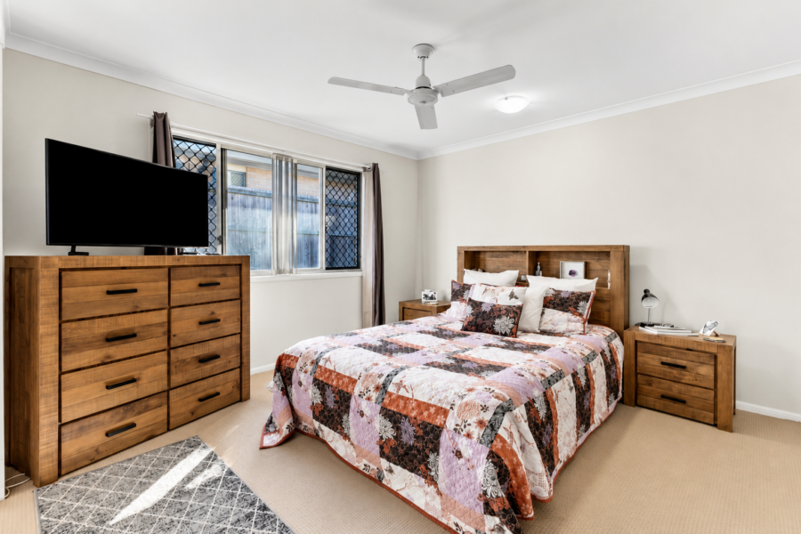 17 Valleyview St Narangba , QLD 4504 Australia