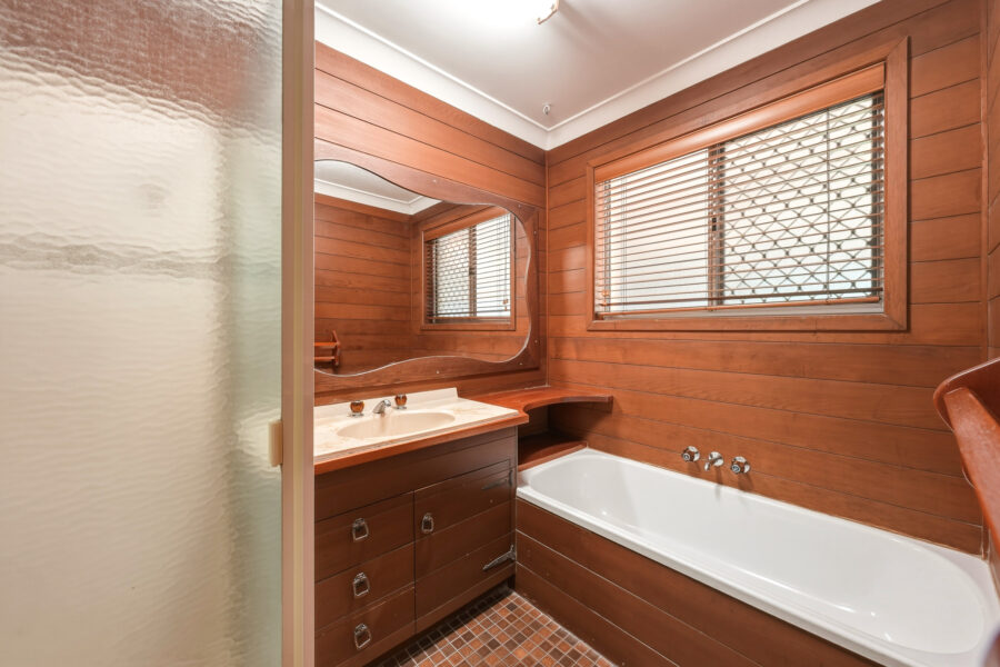 54 Blue Gum Dr Marsden , QLD 4132 Australia