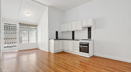 2/162 Butterfield St Herston , QLD 4006 Australia