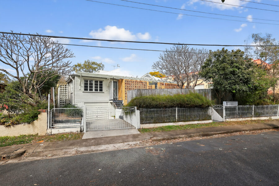 2/162 Butterfield St Herston , QLD 4006 Australia