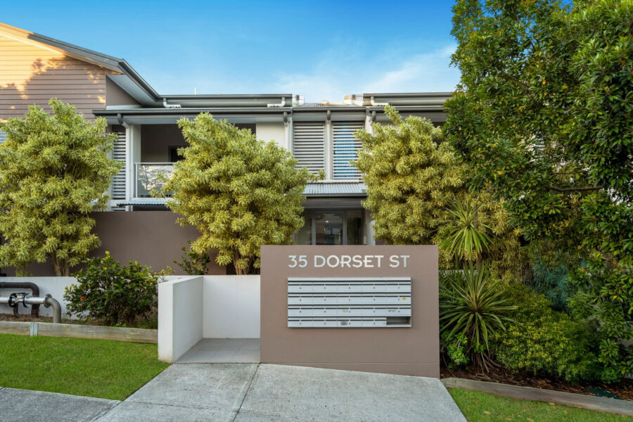 2/35 Dorset St Ashgrove , QLD 4060 Australia