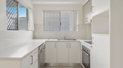 2/35 Dorset St Ashgrove , QLD 4060 Australia