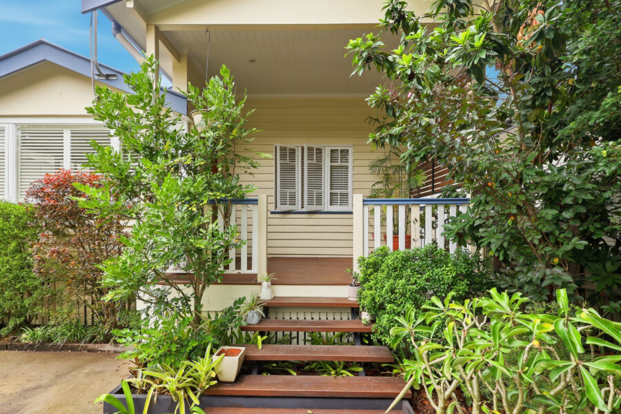 39 Lilley Rd Bardon , QLD 4065