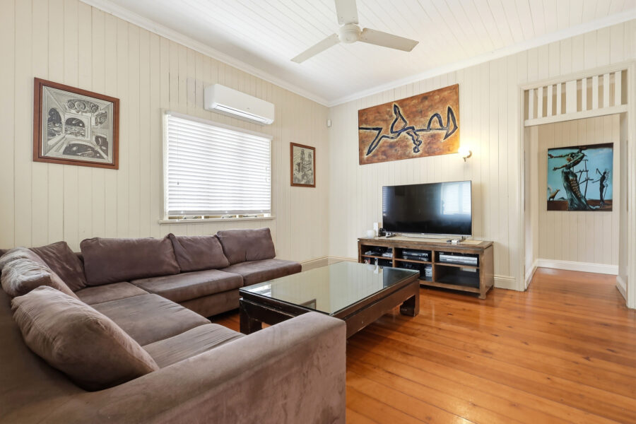 39 Lilley Rd Bardon , QLD 4065