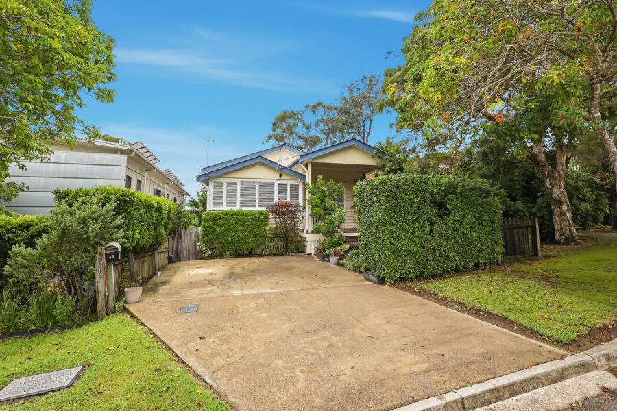 39 Lilley Rd Bardon , QLD 4065