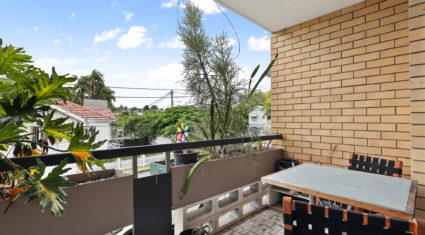 2/31 Sapsford St Northgate , QLD 4013 Australia