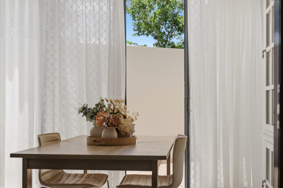 1/12 Sheehan St Milton , QLD 4064 Australia