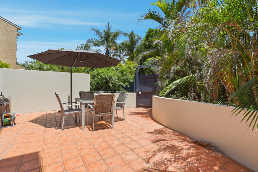 1/12 Sheehan St Milton , QLD 4064 Australia
