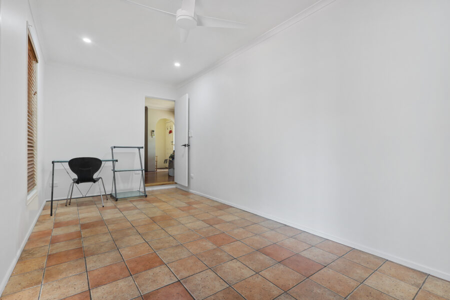 4 Dapper Street SUNNYBANK HILLS , QLD 4109 AUS