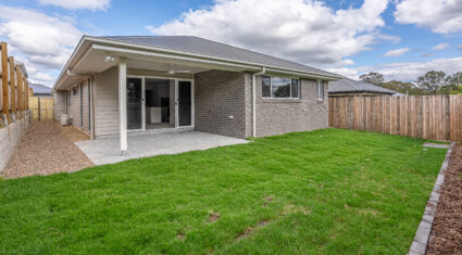 24 Graham Cct Logan Reserve , QLD 4133 Australia