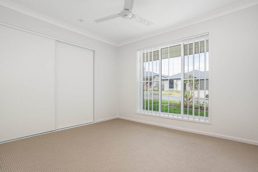 24 Graham Cct Logan Reserve , QLD 4133 Australia