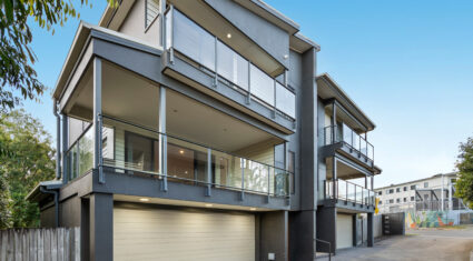 51 Frederick St Alderley , QLD 4051 Australia