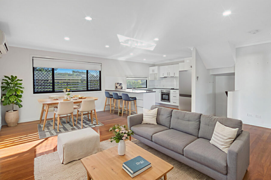 51 Frederick St Alderley , QLD 4051 Australia