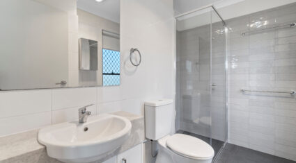 51 Frederick St Alderley , QLD 4051 Australia