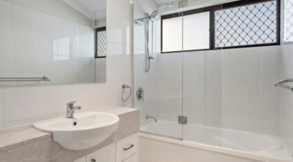 51 Frederick St Alderley , QLD 4051 Australia