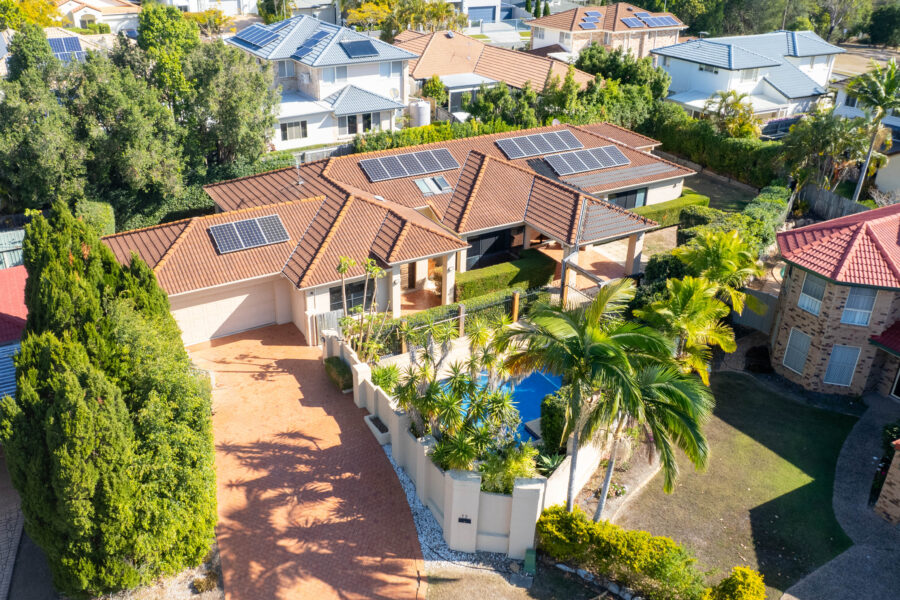 12 Cowal Cl Westlake , QLD 4074 Australia