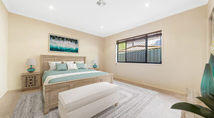 12 Cowal Cl Westlake , QLD 4074 Australia