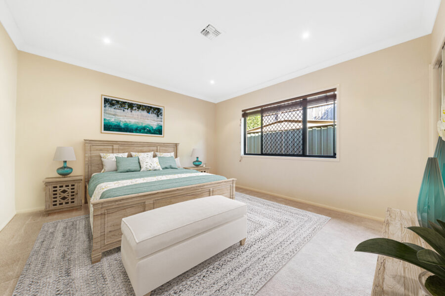 12 Cowal Cl Westlake , QLD 4074 Australia