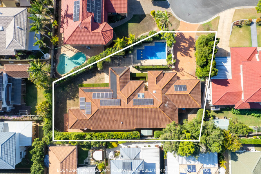 12 Cowal Cl Westlake , QLD 4074 Australia