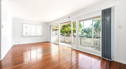 44 Carl St Woolloongabba , QLD 4102 Australia
