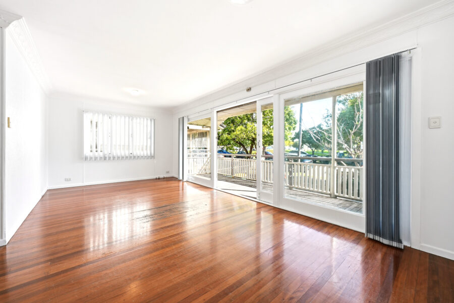 44 Carl St Woolloongabba , QLD 4102 Australia