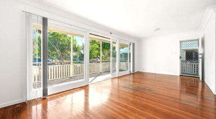 44 Carl St Woolloongabba , QLD 4102 Australia