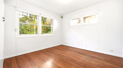 44 Carl St Woolloongabba , QLD 4102 Australia