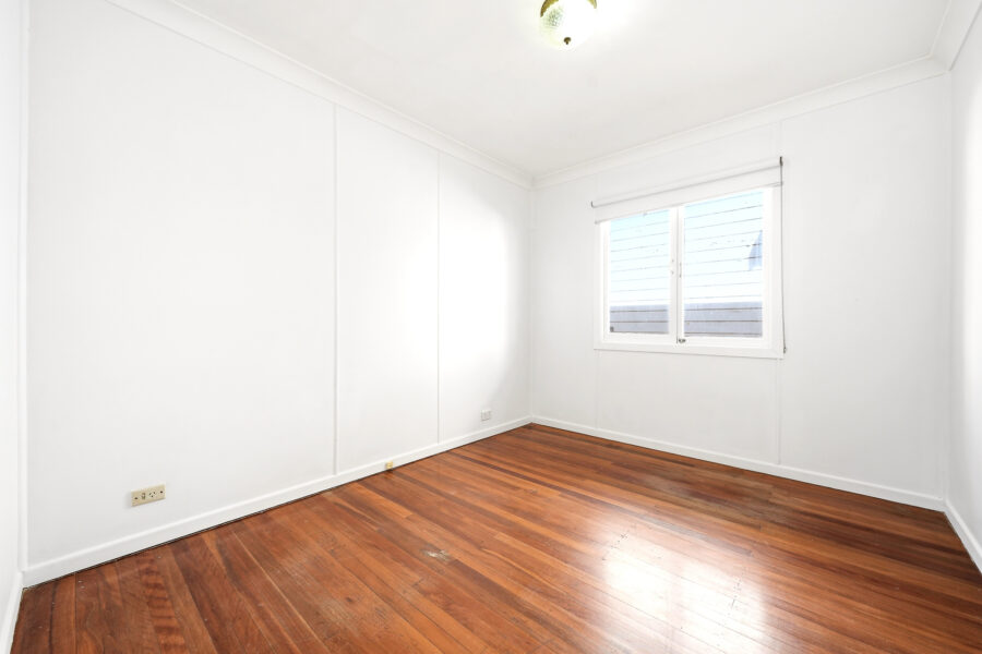 44 Carl St Woolloongabba , QLD 4102 Australia