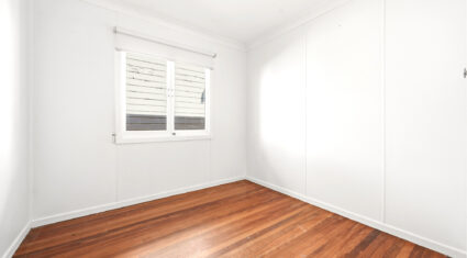 44 Carl St Woolloongabba , QLD 4102 Australia