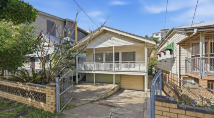 44 Carl St Woolloongabba , QLD 4102 Australia