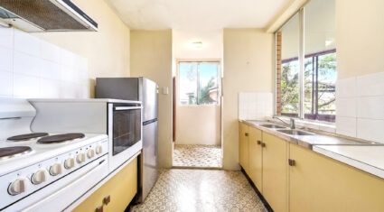 8/44 Riverview Terrace Hamilton , QLD 4007 Australia
