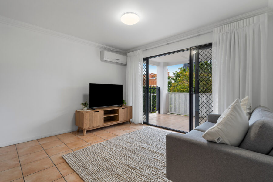 303A/7 Sheehan St Milton , QLD 4064 Australia