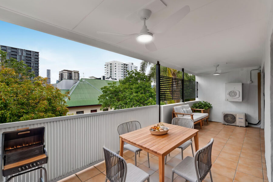 303A/7 Sheehan St Milton , QLD 4064 Australia