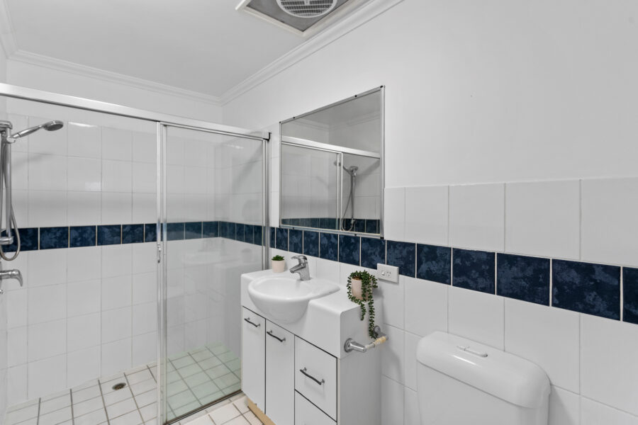 303A/7 Sheehan St Milton , QLD 4064 Australia