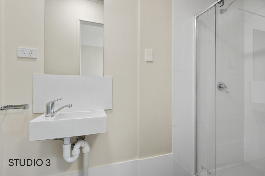2/9 Doone St Macgregor , QLD 4109 Australia