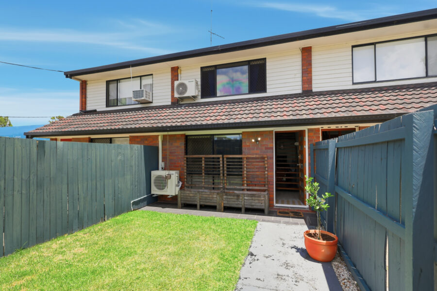 2/6 Bulwarna St Shailer Park , QLD 4128