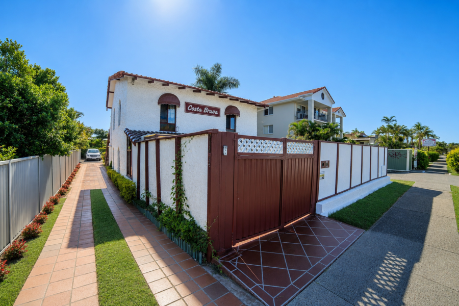 3/2315 Gold Coast Hwy Mermaid Beach , QLD 4218 Australia