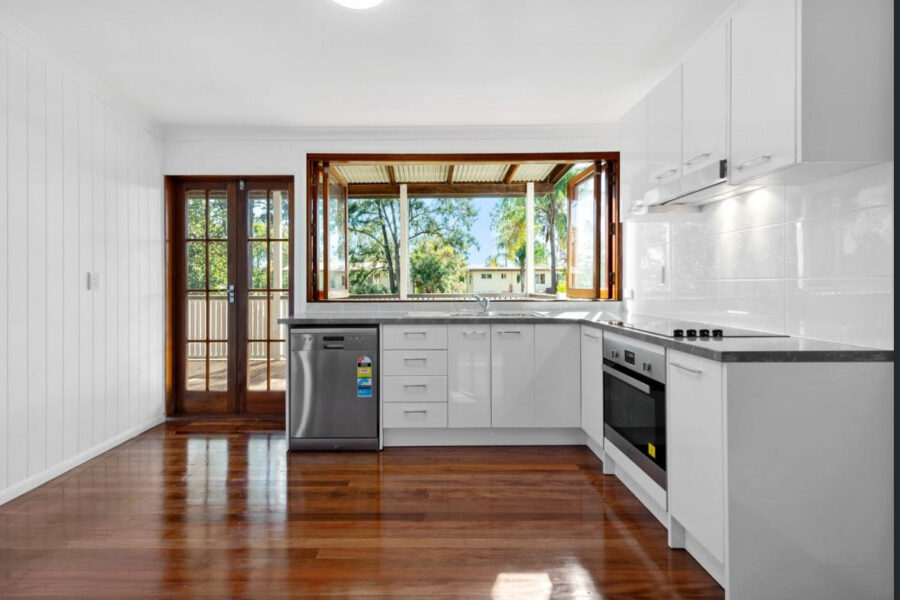 13 Caboolture River Rd Morayfield , QLD 4506 Ca