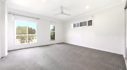 124 Waverley Rd Camp Hill , QLD 4152 Australia