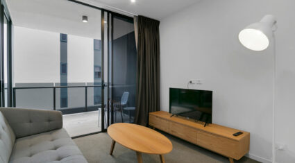 303/17 Gibbon St Woolloongabba , QLD 4102 Australia