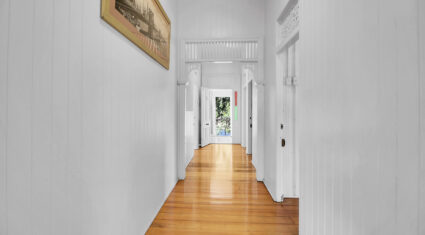 213 Shafston Ave Kangaroo Point , QLD 4169 Australia