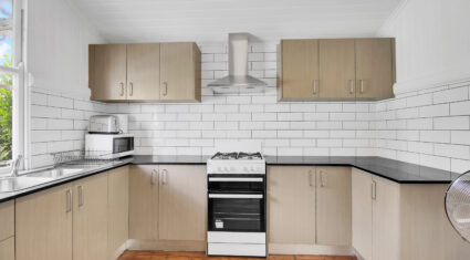 213 Shafston Ave Kangaroo Point , QLD 4169 Australia