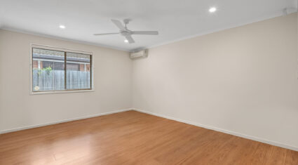 6 Codford Pl Chapel Hill , QLD 4069 Australia