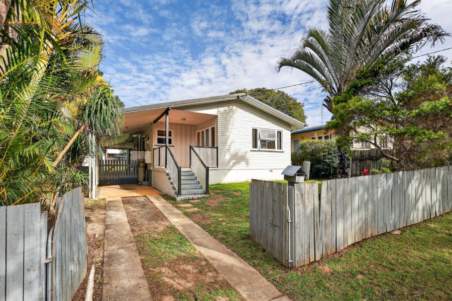 28 Beitz St Strathpine , QLD 4500 Australia