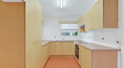 28 Beitz St Strathpine , QLD 4500 Australia