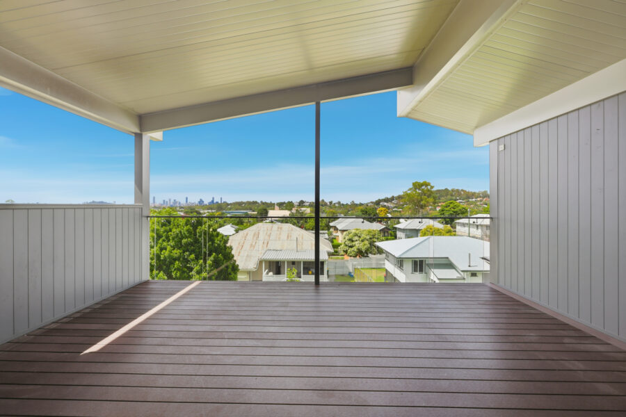 12 Redwood St Stafford Heights , QLD 4053 Australia