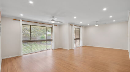 6 Codford Pl Chapel Hill , QLD 4069 Australia