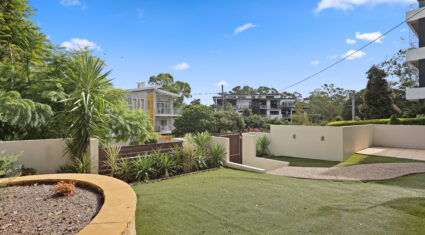 9A Priory Street Indooroopilly , QLD 4068 Australia