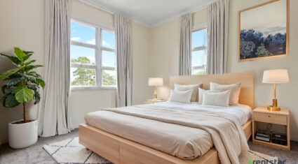 9A Priory Street Indooroopilly , QLD 4068 Australia