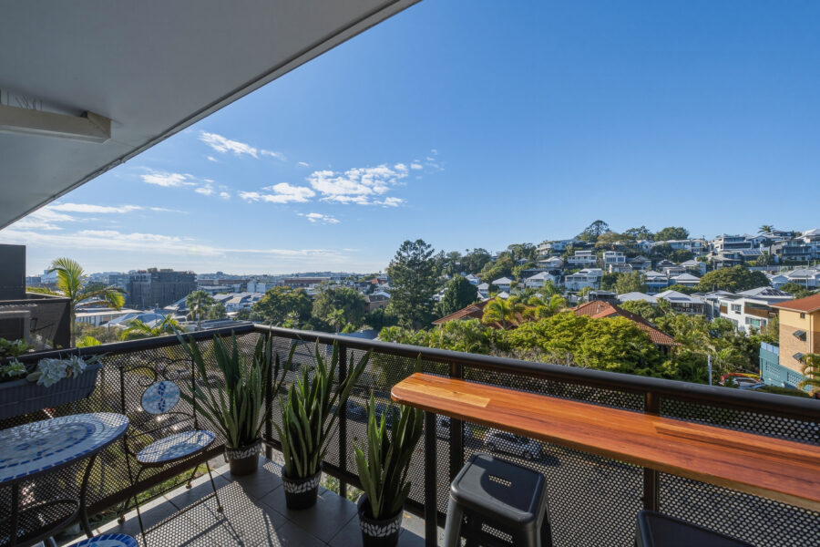 13/304 Harcourt St Teneriffe , QLD 4005 Australia